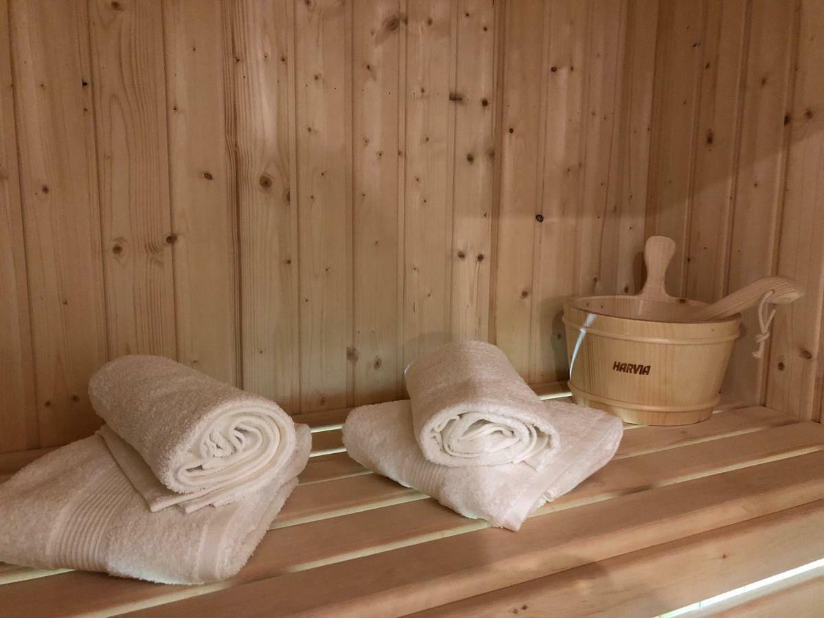 Family Sauna Retreat: Lesny Nad Zalewem Cedzyna