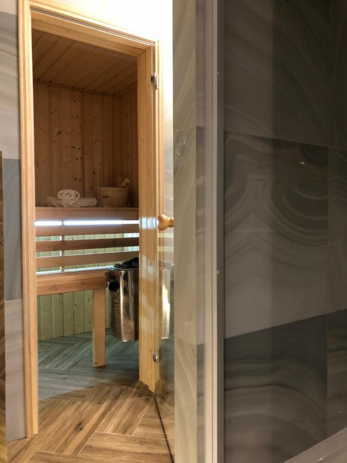 Family Sauna Retreat: Lesny Nad Zalewem Cedzyna Apartment Kielce